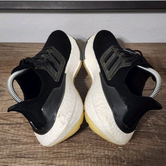 Adidas Ultraboost 21 Women's Athletic Running Shoes Sneakers Size 7 Black - Picture 5 of 9